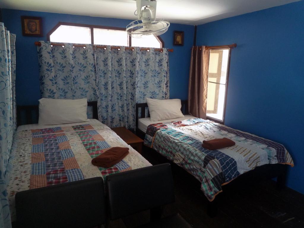 Noom Guesthouse Lop Buri Dış mekan fotoğraf